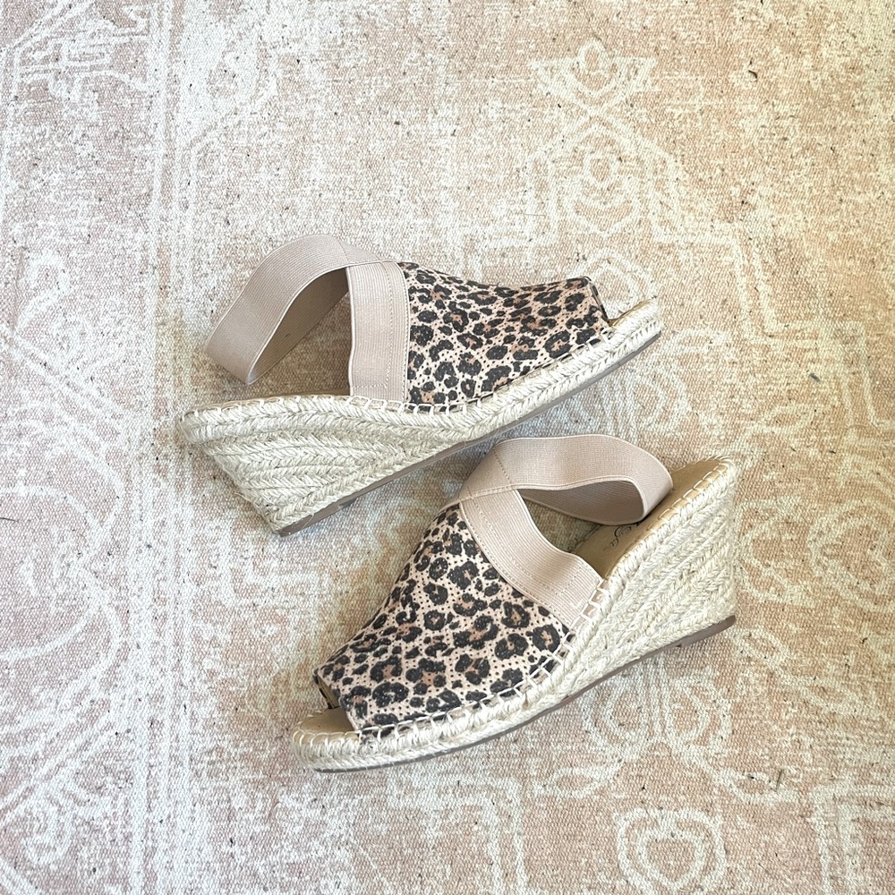 Vintage 7 Eight Leopard Print Espadrille Wedges